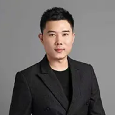 纪佳铭