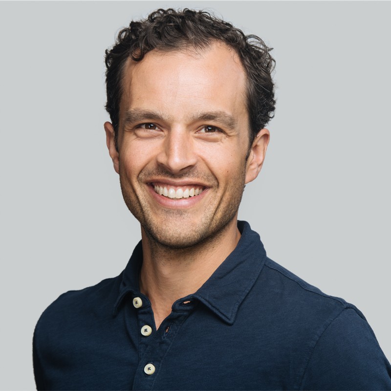 Simon Koster