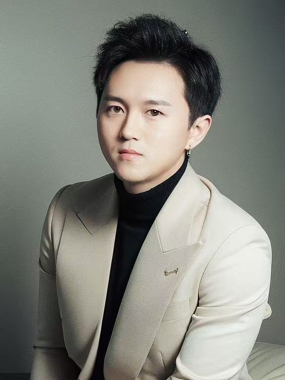 Vic Yan